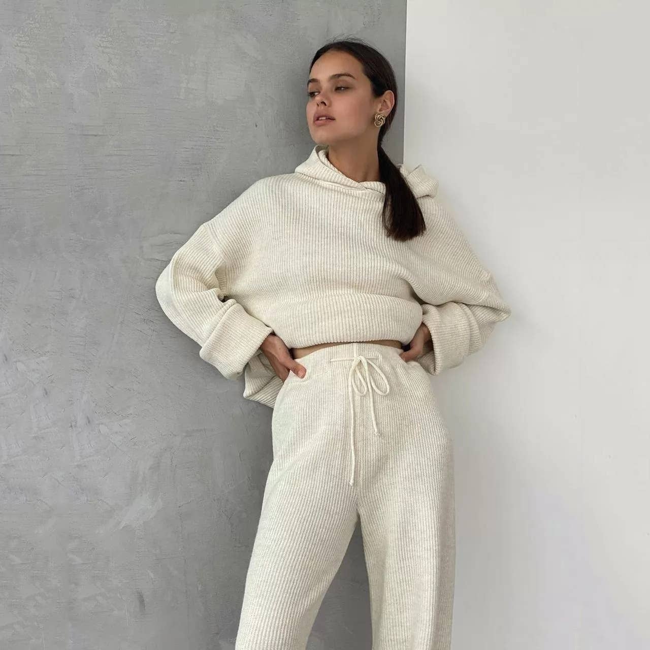 Sweetkama Ladies Solid Sweater Top and Pant Set Daily Set