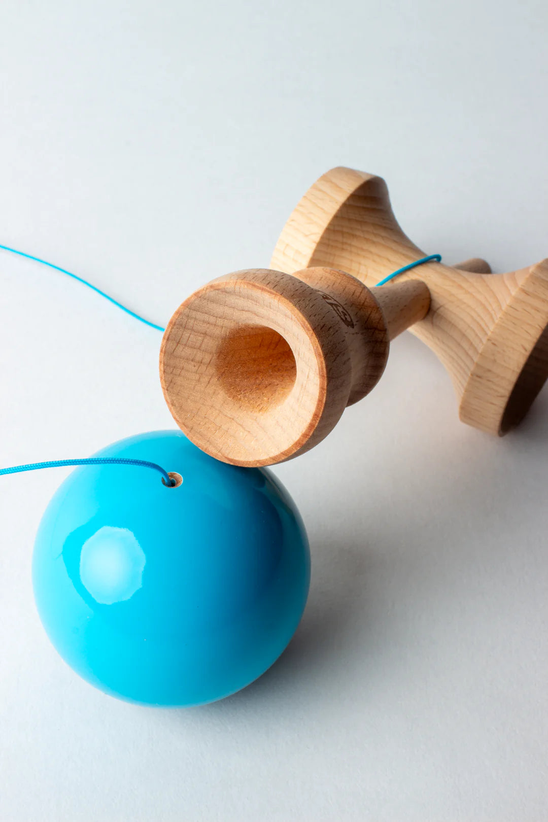 SWEETS KENDAMA RADAR BLUE