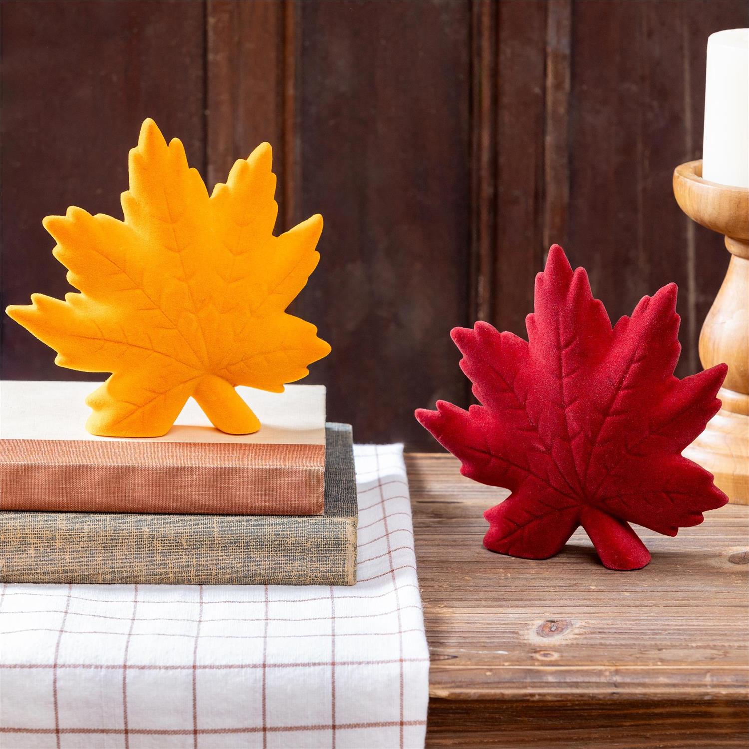 Maple Leaf Flocked Ceramic Table Décor – 2 Colors