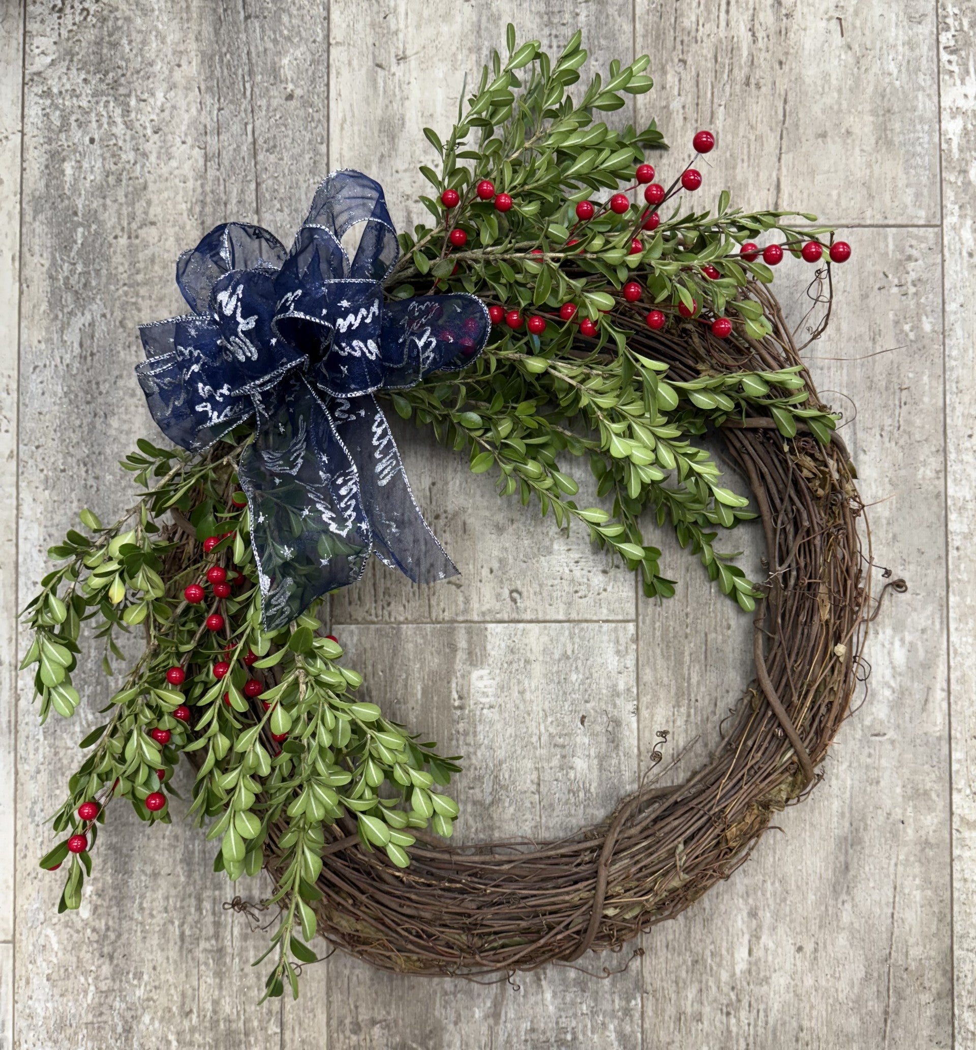 Grapevine Wreath – Boxwood & Berry Accent (Colors Vary)
